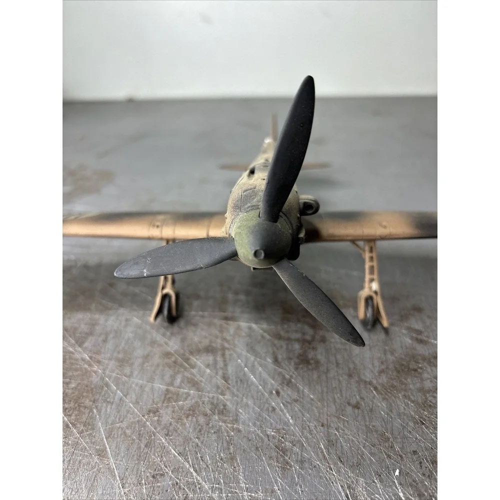 21st Century Toys 1:32 Scale Macchi C.202 Folgore Plane‎ Model CUSTOM PAINT